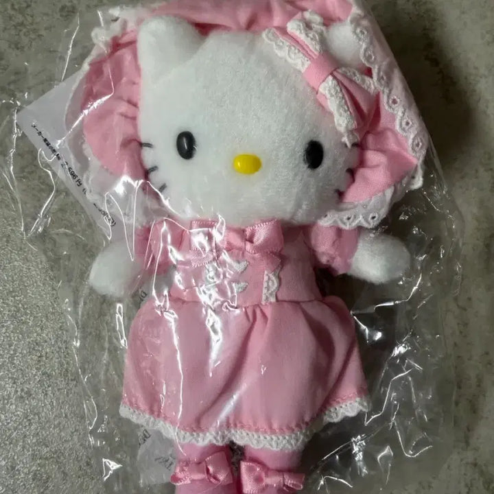 [BUNJANG] Sanrio Tokyo Exhibition Nobara Long Legged Kitty Plush / 산리오 도쿄 전시회 노바라 롱다리 키티