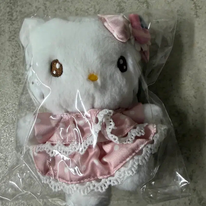 [BUNJANG] Sanrio x Miko Collaboration Mascot - Hello Kitty / 산리오 미코 콜라보 마스코트 키티
