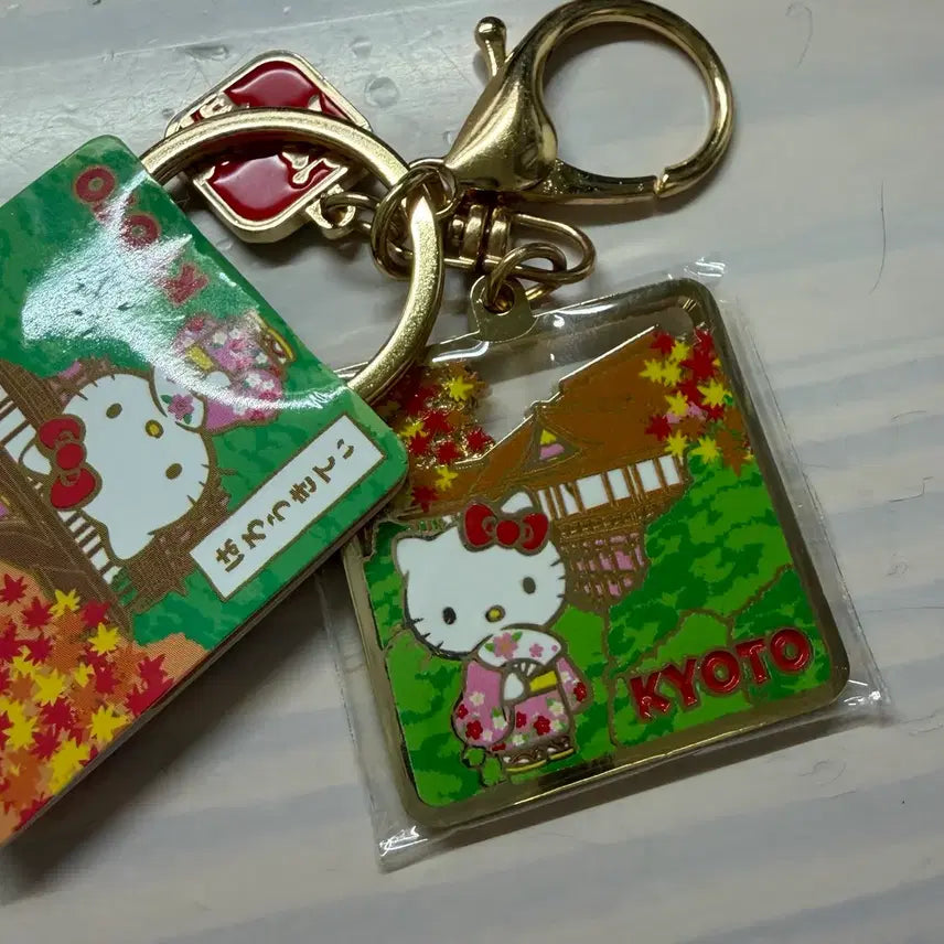 [BUNJANG] Hello Kitty &amp; Chiikawa Keychain Bundle / 홍콩 치이카와 일본 산리오 헬로키티 기념품 키링 열쇠고리 교토