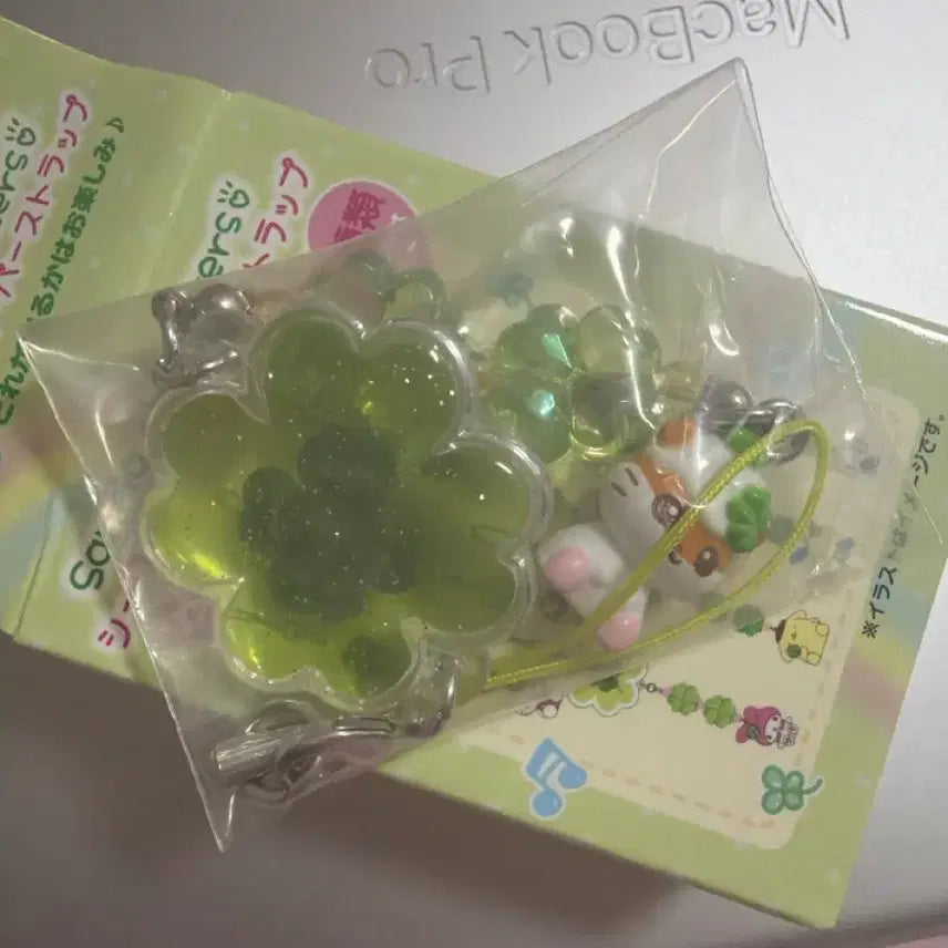 [BUNJANG] Sanrio Heisei Four-Leaf Clover Strap Keychain / 산리오 헤이세이 네잎클로버 클로버 스트랩 키링 쿠리링
