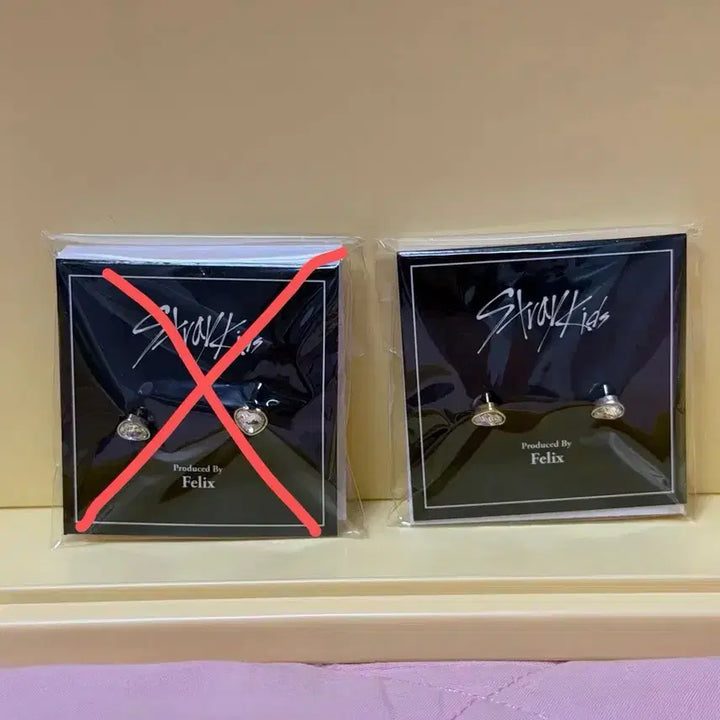 [BUNJANG] Stray Kids Felix Earrings (Felix Produced) / 스트레이키즈 EARRINGS(Produced by FELIX) 필릭스