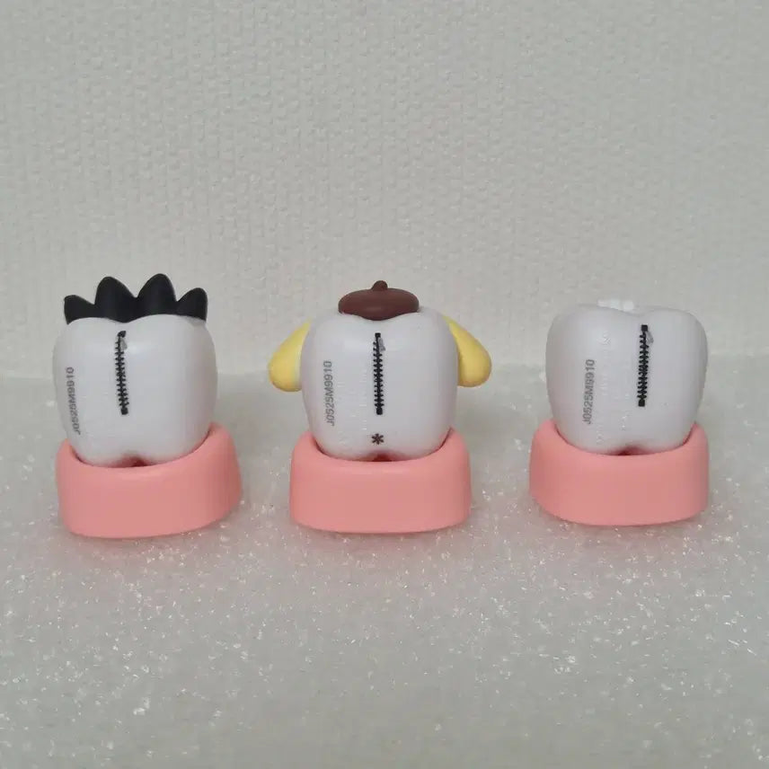 [BUNJANG] Sanrio Characters Tooth Figures Bundle Set / 산리오 캐릭터 이빨 피규어 3종 일괄
