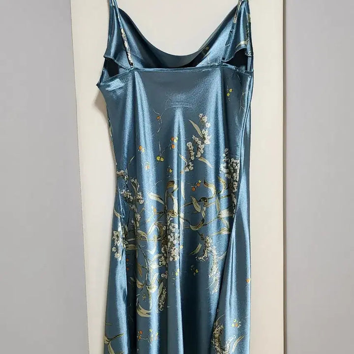 [SOLD OUT] 블루 플라워 패턴 슬립 원피스
