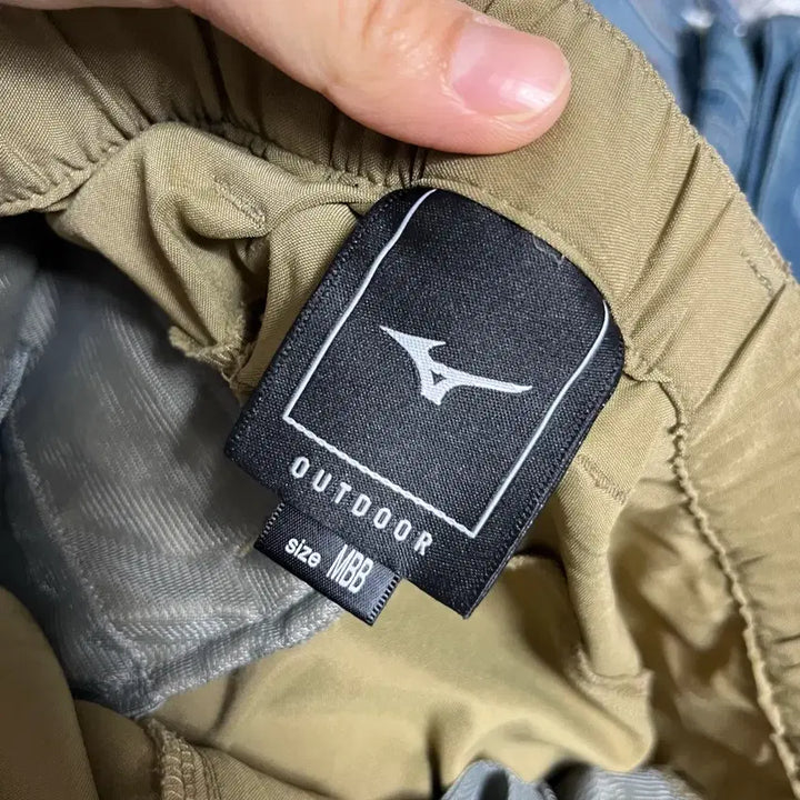 [BUNJANG] Mizuno Outdoor Belted Functional Pants / 미즈노 아웃도어 벨티트 기능성  바지 팬츠