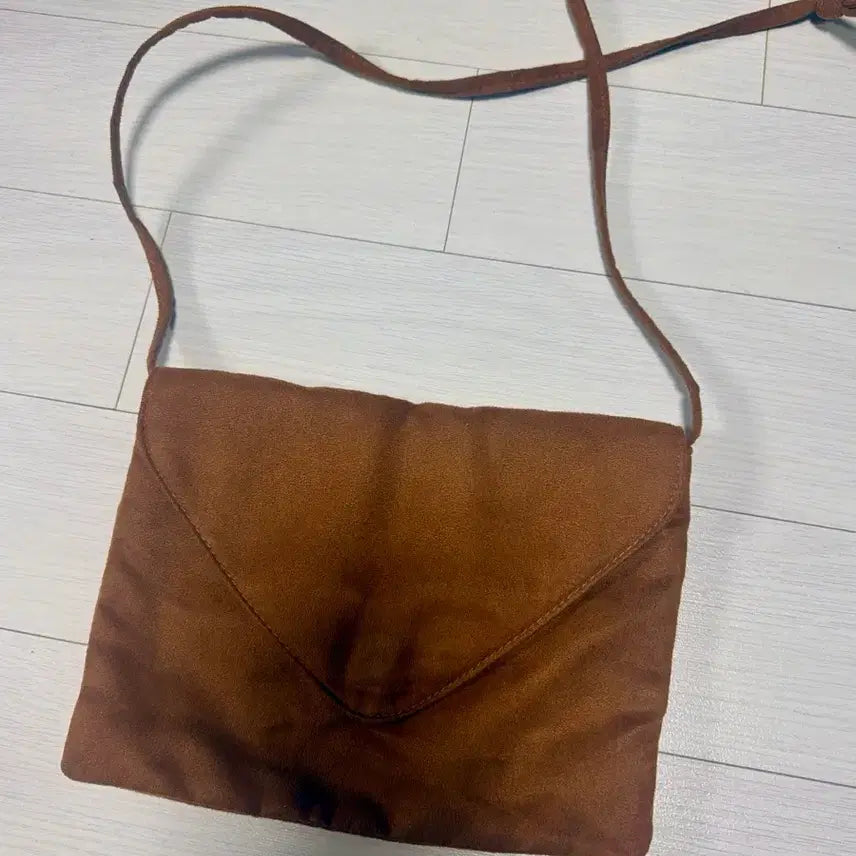 [BUNJANG] H&amp;M Messenger Bag / H&amp;m 메신저 가방 싸게 급처~!+블랙크로스백