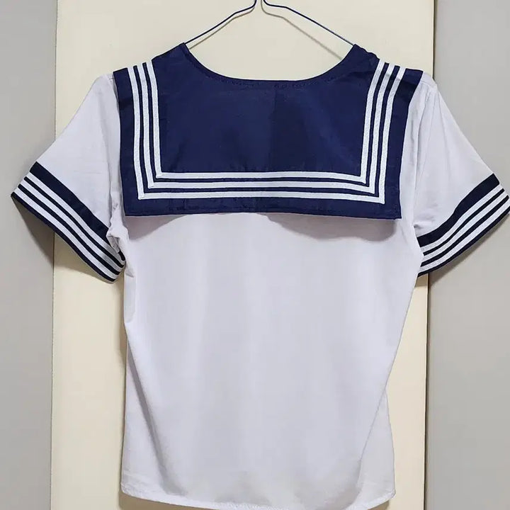 [BUNJANG] Sailor Collar Short Sleeve Blouse / 세라복 반팔 블라우스