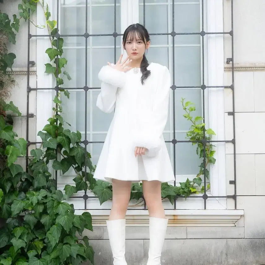 [BUNJANG] Eblin White Coat / 에블린 코트 팔아요