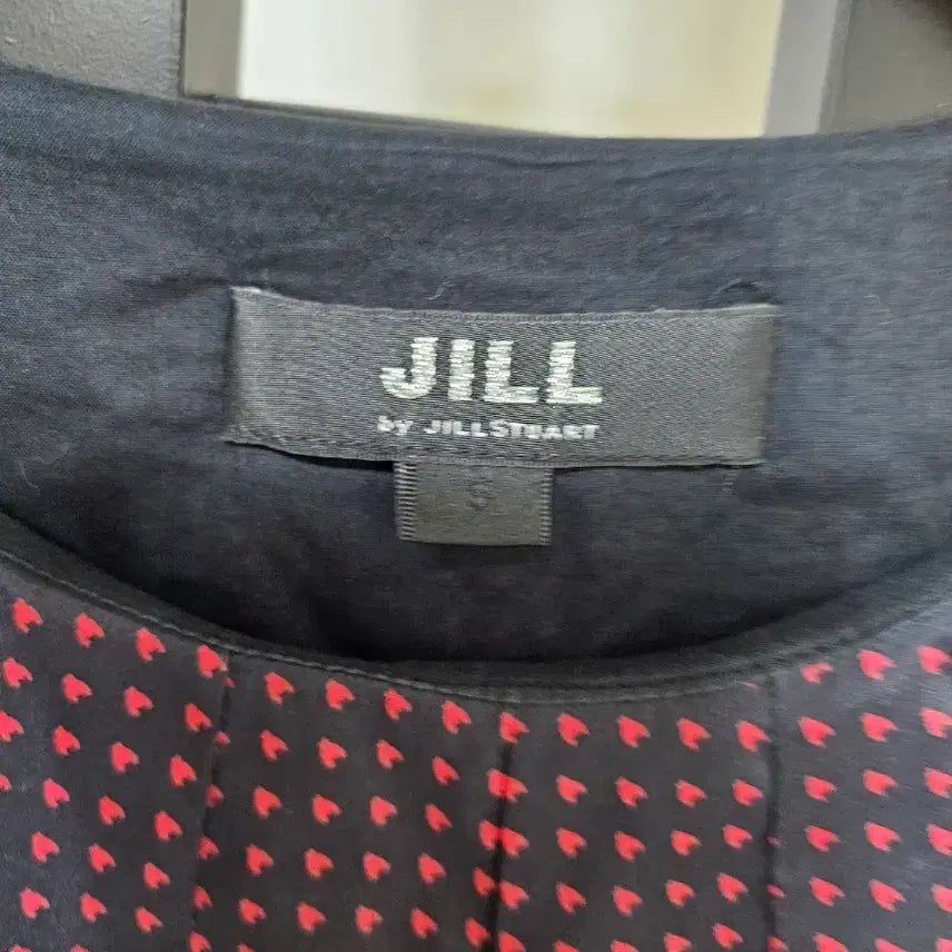 [BUNJANG] JILL by JILLSTUART Polka Dot Short Sleeve Blouse / 질 바이 질스튜어트 도트 반팔 블라우스