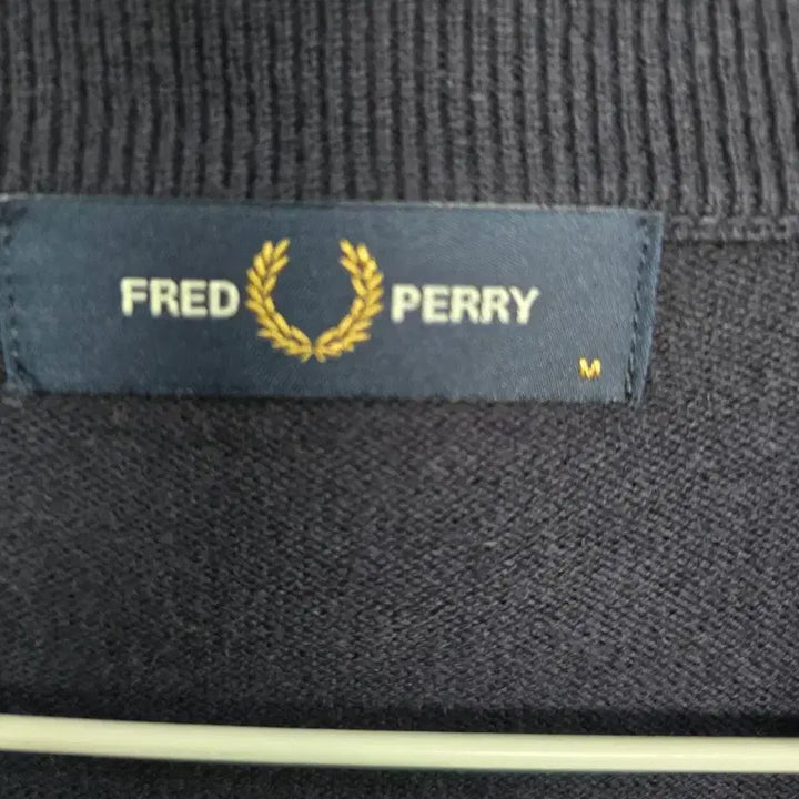 [BUNJANG] Fred Perry Navy Cardigan / 프레드페리 네이비 가디건