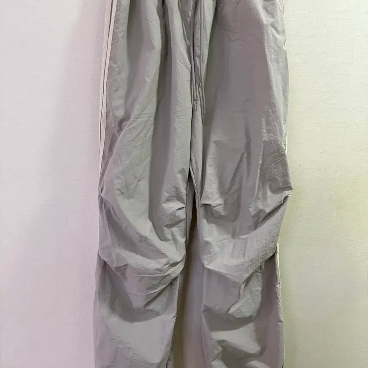 [BUNJANG] String Training Pants Light Beige / 연베이지 스트링 트레이닝 팬츠
