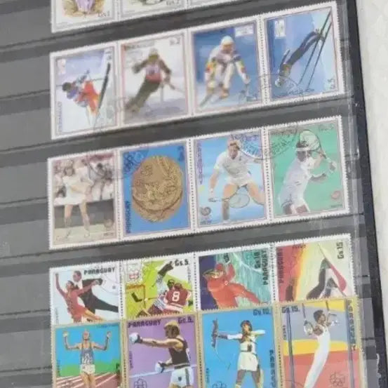 [BUNJANG] Assorted Commemorative Stamps from Various Countries and Themes / 다양한 국가와 주제를 담은 기념 미사용 우표들을 모아봤어요
