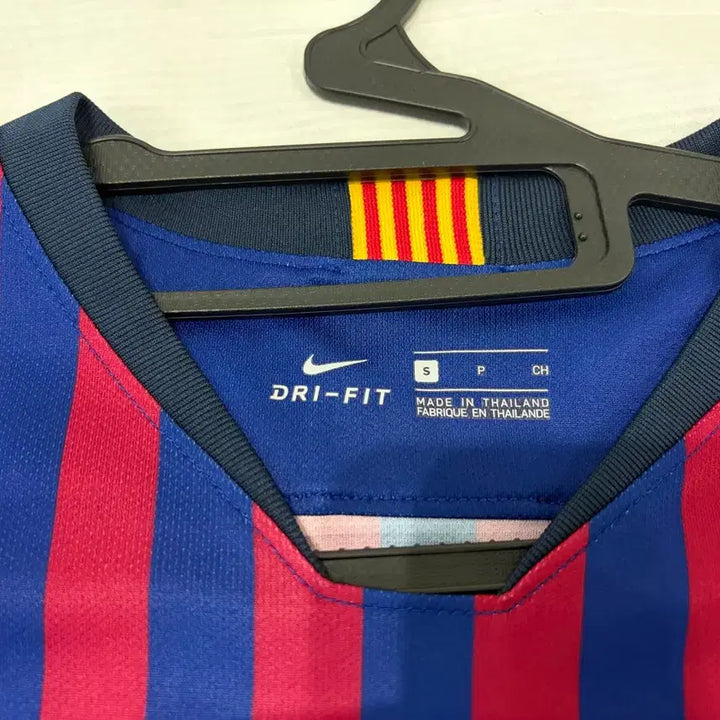 [BUNJANG] FC Barcelona 2018-19 Home Authentic Jersey Size S / 바르셀로나 1819 홈 S사이즈 어센틱