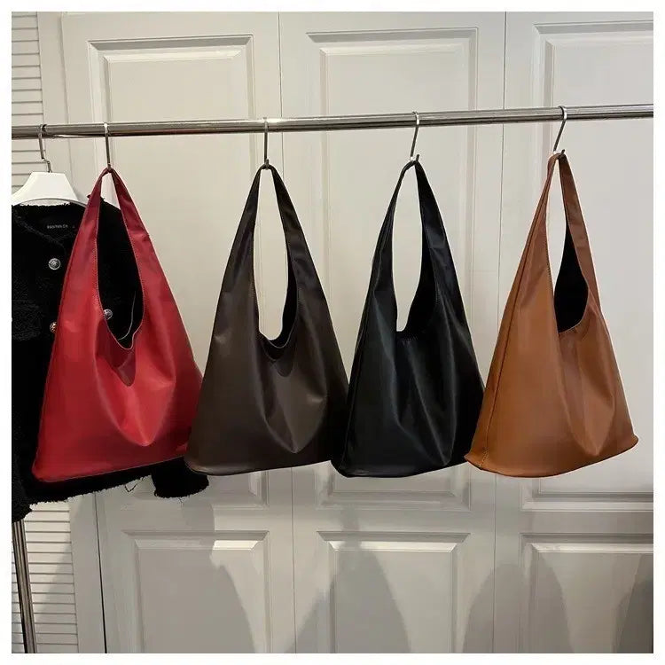 [BUNJANG] Leather Hobo Shoulder Bag (Red/Brown/Black) / *가정의달행사품*레더 호보백 숄더백 가방 (레드/브라운/블랙)