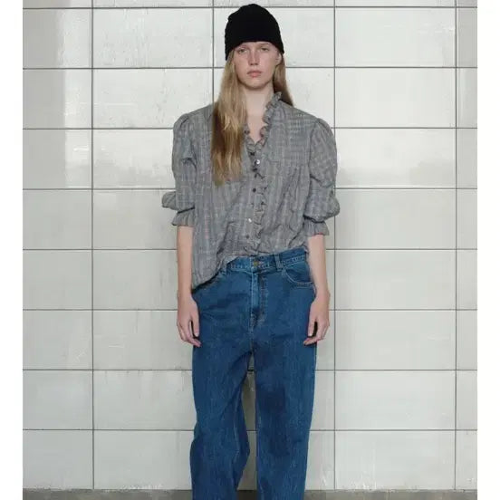 [BUNJANG] Via Plain Victoria Check Frill Blouse / 비아플레인 빅토리아 체크 프릴 블라우스 (택O)