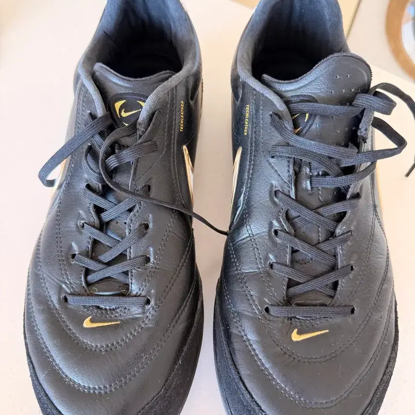 [BUNJANG] Nike RhyGeri Pro TF 295mm Black Gold / 티엠포 리게라 프로tf 검골 295mm
