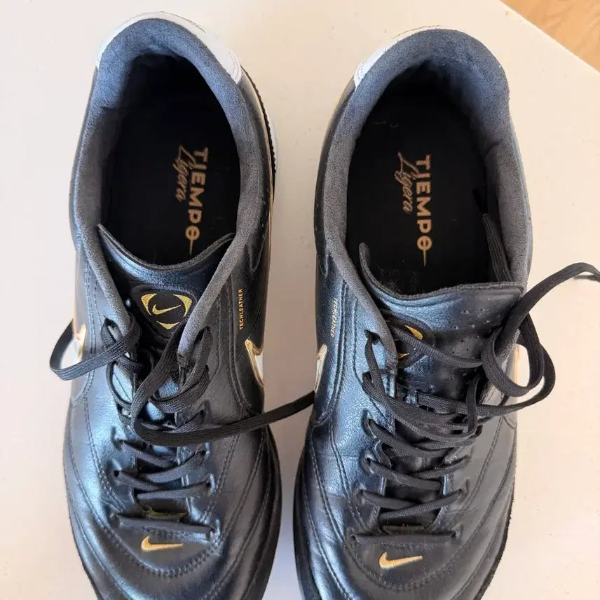[BUNJANG] Nike RhyGeri Pro TF 295mm Black Gold / 티엠포 리게라 프로tf 검골 295mm