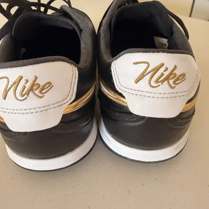 [BUNJANG] Nike RhyGeri Pro TF 295mm Black Gold / 티엠포 리게라 프로tf 검골 295mm
