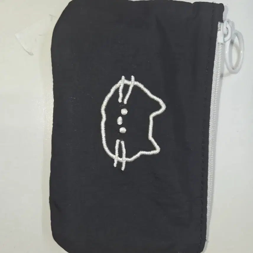 [BUNJANG] Black Cat Embroidered Wallet / 블랙 고양이 자수 지갑