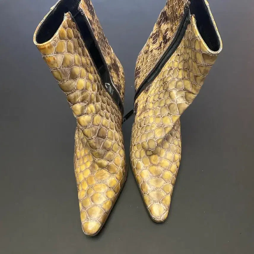 [BUNJANG] Python Pattern Ankle Boots - Size 37 / 파이톤 앵클 부츠 37