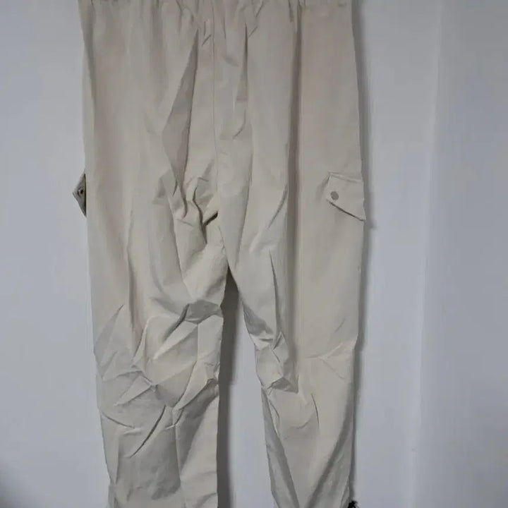 [BUNJANG] Ivory Cargo Jogger Pants (Size 34) / 아이보리색 카고 조거팬츠34