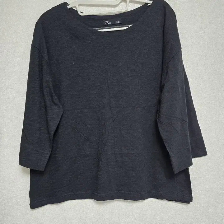 [BUNJANG] Design by Eagle 7-Sleeve T-Shirt Black / Design by Eagle 블랙 7부 티셔츠