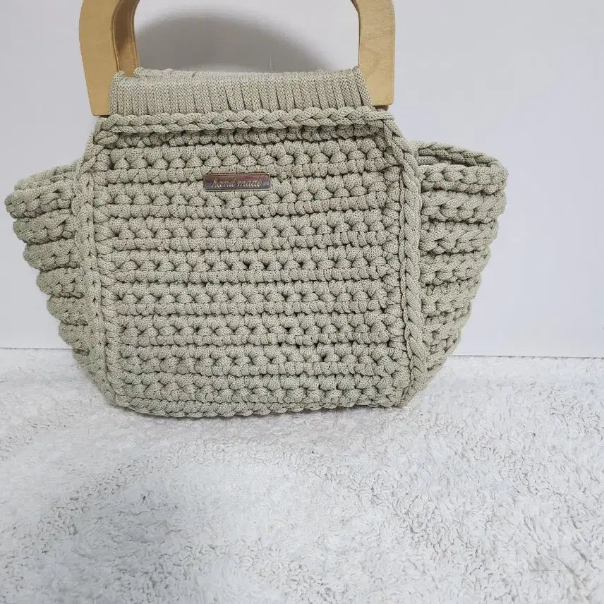 [BUNJANG] Handmade Knit Bag with Wood Ring Handle / 핸드메이드 뜨개 가방