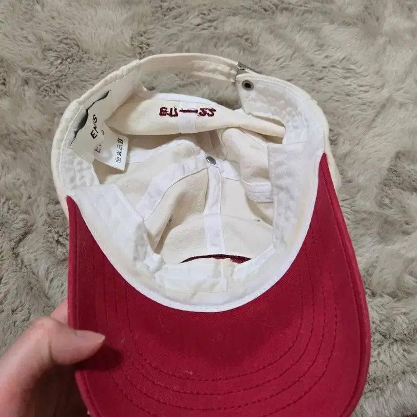 [BUNJANG] Emis Ball Cap White/Red / emis 이미스 볼캡 화이트/레드