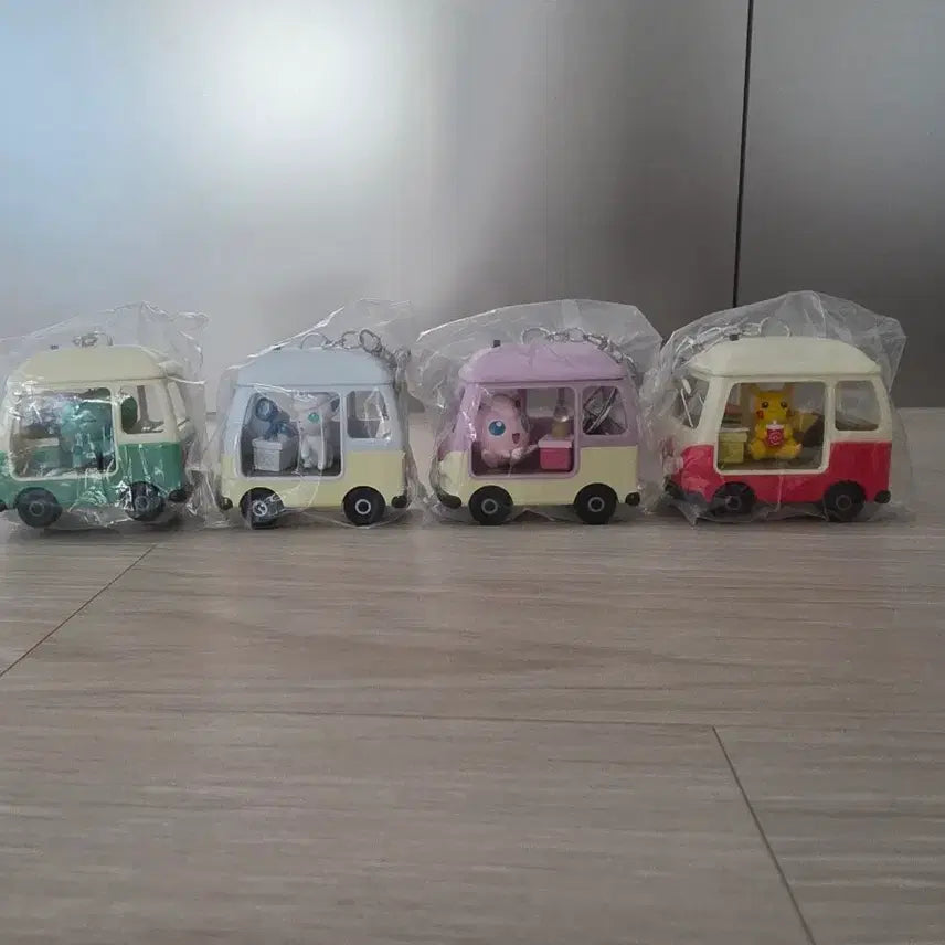 [BUNJANG] Lotteria Pokemon Camper Van Keyring Full Set / 롯데리아 포켓몬 캠핑카 키링 풀세트