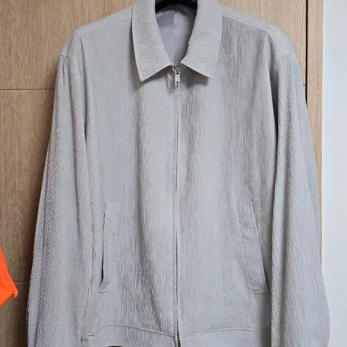 [BUNJANG] Musinsa Standard Crinkle Blouson Jacket - Light Beige / [무탠다드] 크링클 블루종 재킷 [라이트베이지]