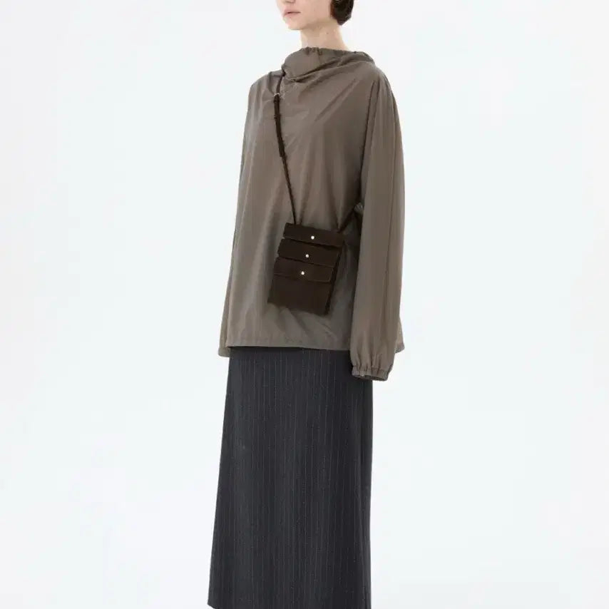 [BUNJANG] Amomento Trio Pocket Bag Dark Brown / 아모멘토 트리오 포켓 백 다크브라운