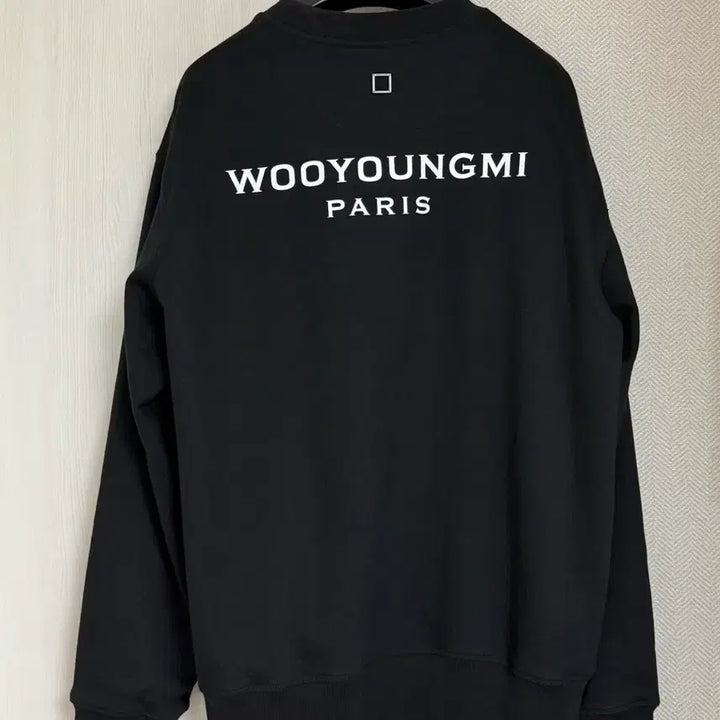 [BUNJANG] Wooyoungmi Black Back Logo Sweatshirt / (48) 25ss 우영미 백로고 맨투맨 블랙