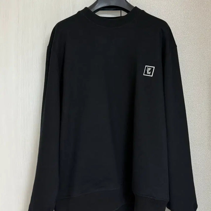 [BUNJANG] Wooyoungmi Black Back Logo Sweatshirt / (48) 25ss 우영미 백로고 맨투맨 블랙
