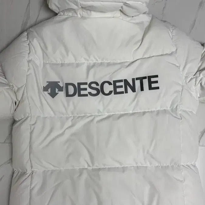 [BUNJANG] Descente White Long Padding 95 / 데쌍트 화이트 롱패딩 95