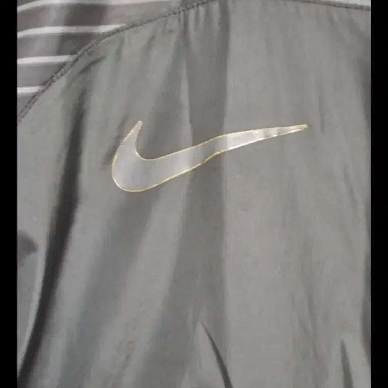 [BUNJANG] Nike Black Windbreaker Jumper Size S / 나이키 블랙 바람막이 점퍼 s