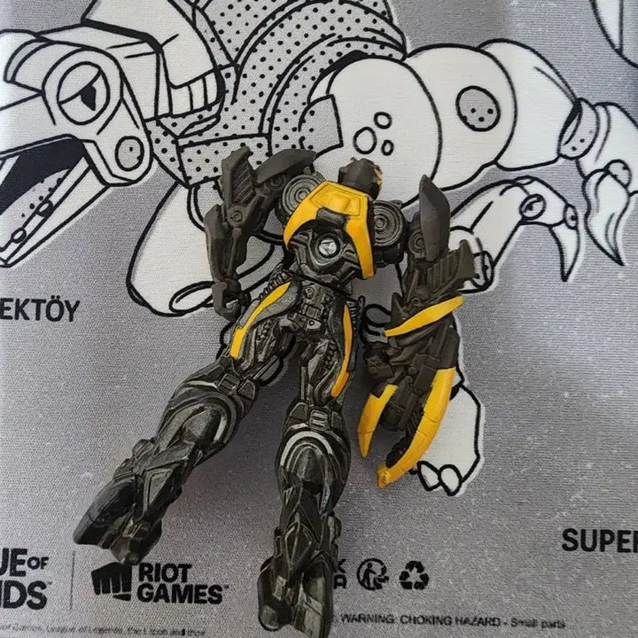 [BUNJANG] Transformers Bumblebee Figure / 트랜스포머 범블비 피규어