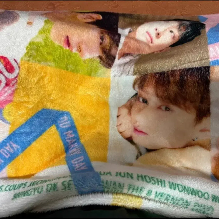 [BUNJANG] Seventeen Member Photo Blanket / 세븐틴 멤버 사진 담요