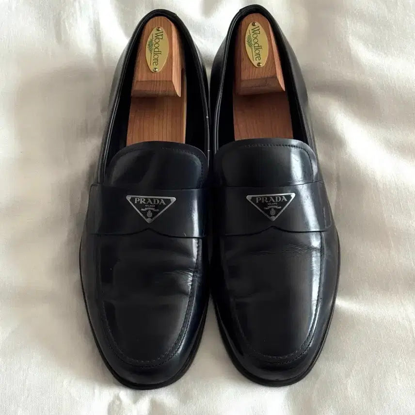 [BUNJANG] Prada Brushed Leather Loafers / 프라다 브러쉬드 레더 로퍼