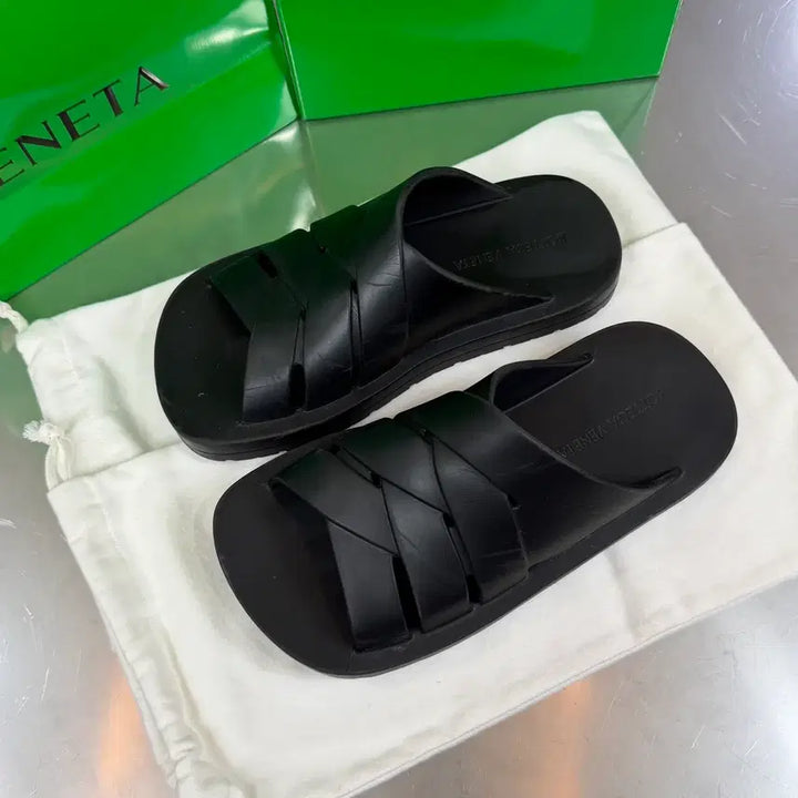 [BUNJANG] Bottega Veneta Flintstone Mule Slippers / 보테가베네타 플린스톤 뮬 슬리퍼