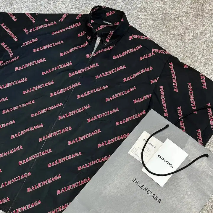 [BUNJANG] Balenciaga Multi-Logo Zip-Up Overshirt / 발렌시아가 멀티로고 집업 오버셔츠