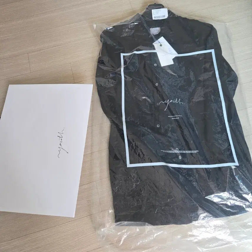[BUNJANG] yous Blind Buttoned Cupro Shirt / 유스 Blind Buttoned Cupro Shrit