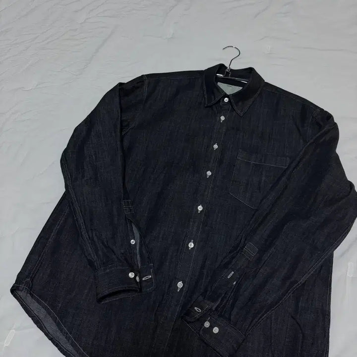 [BUNJANG] Butter Goods Blue Button-Down Denim Shirt Size 2 / 포터리 버튼 다운 셔츠 블루 2사이즈