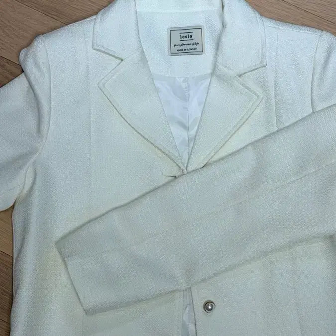 [BUNJANG] Slowlist Mona Collar Tweed Jacket (Ivory) / 슬로우리스트 모네 카라 트위드 자켓(아이보리)