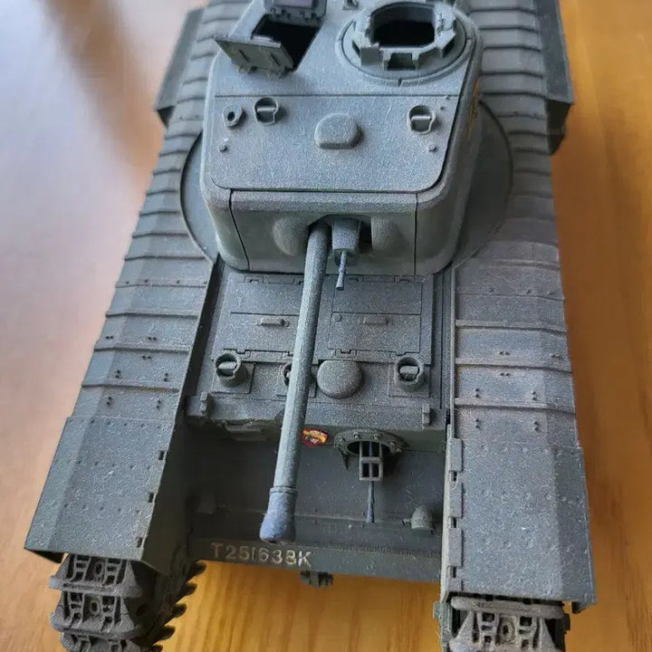 [BUNJANG] 1/35 Scale Britain Tank Model Kit - Finished Product / 브리튼 탱크 모형 완제품