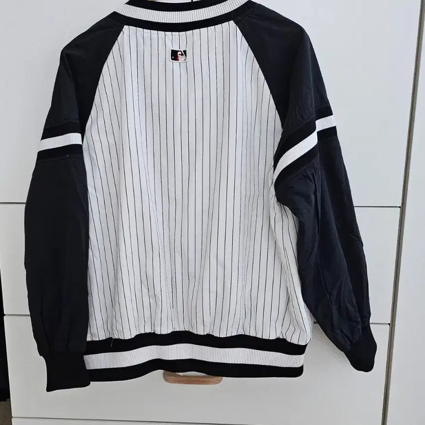 [BUNJANG] MLB Unisex Stadium Jumper (Size M) / MLB야구점퍼 스타디움점퍼 남여공용M