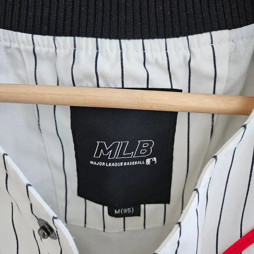 [BUNJANG] MLB Unisex Stadium Jumper (Size M) / MLB야구점퍼 스타디움점퍼 남여공용M