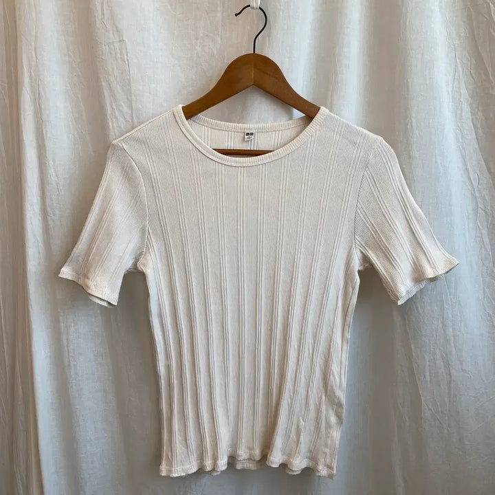 [BUNJANG] GU Ribbed Short-Sleeve T-Shirt (L) / GU 골지 반팔티셔츠(L)
