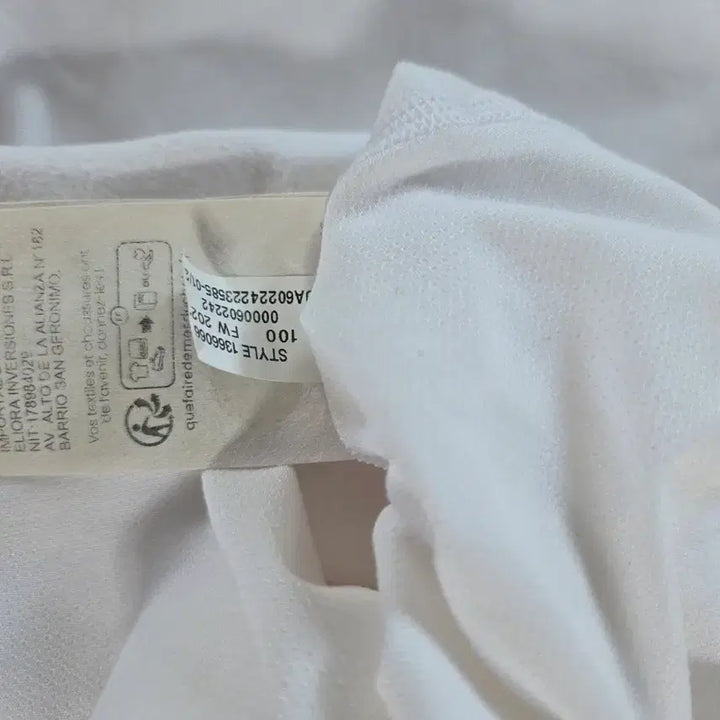 [BUNJANG] Under Armour Functional Long Sleeve T-Shirt White / 언더아머 기능성 긴팔 티셔츠 화이트