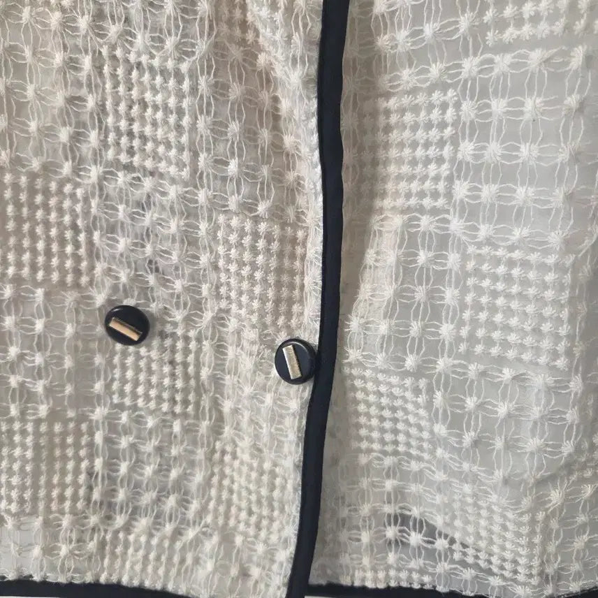 [BUNJANG] TTA White See-Through Short Sleeve Blouse / TTA 화이트 시스루 반팔 블라우스