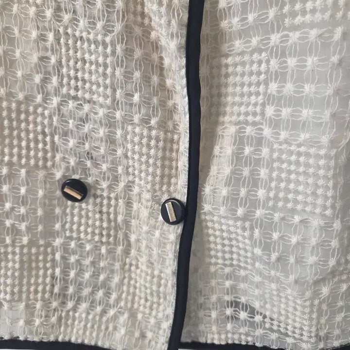 [BUNJANG] TTA White See-Through Short Sleeve Blouse / TTA 화이트 시스루 반팔 블라우스
