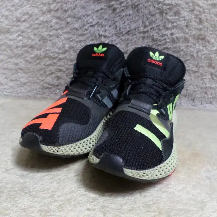 [BUNJANG] Adidas ZX4000 4D Sneakers / 후루룩구제2 285 아디다스 ZX4000 4D 운동화 신발260509